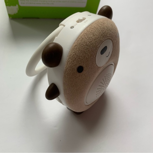 Wavhello soundbub portable speaker and soother sound machine - Picture 2 of 3